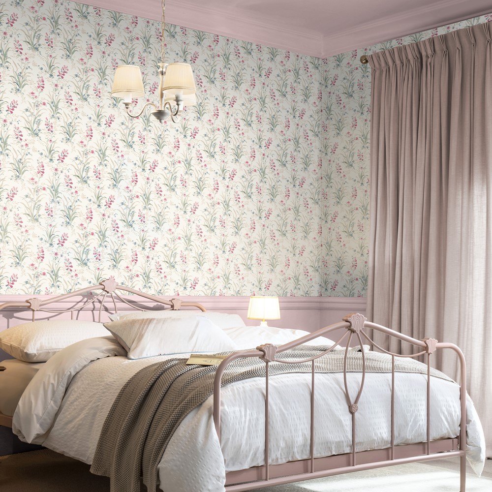 Mosedale Posy Wallpaper 122750 by Laura Ashley in Soft Natural